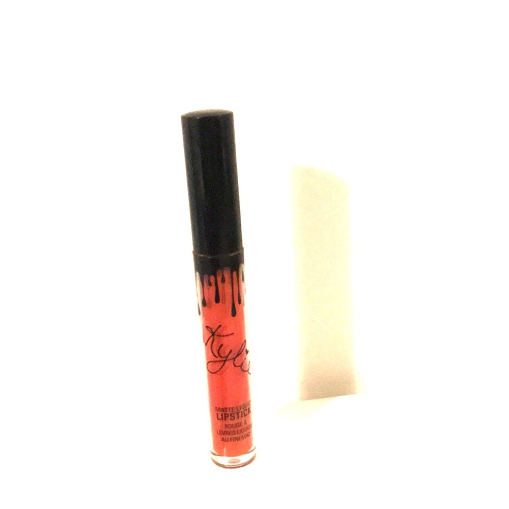 Kylie cosmetics lipstick
